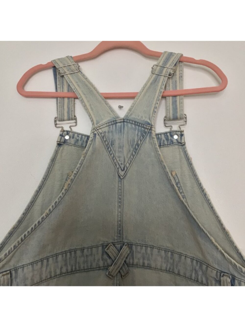 Wild Fable Light Wash Denim Overalls XXL Adjustable Straps Distressed Carpenter - Picture 6 of 11